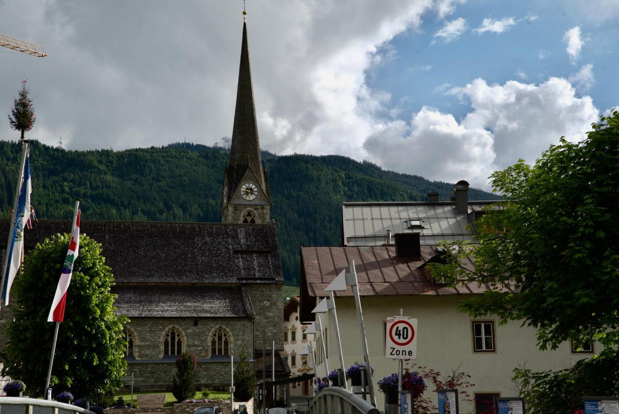 Haus Maria Bed & Breakfast Bruck an der Grossglocknerstrasse Exterior photo